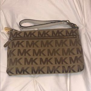 Michael Kors Wristlet